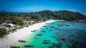 koh lipe pattaya beach